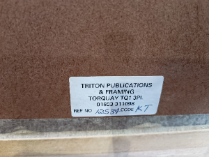 Explore our collection of 20th-century oil on board paintings. Featuring an unsigned piece with Cavalry soldiers on a battlefield setting. Measures 70 x 55.5 cm. Shop now!