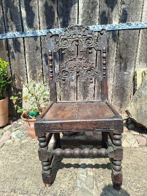 17th C Carved Oak South Yorkshire/Derbyshire Chair