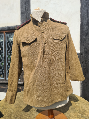 Discover our top-notch reproduction Russian M43 Gimnasterka in excellent condition. Save now with fantastic deals on military apparel. Shop today!