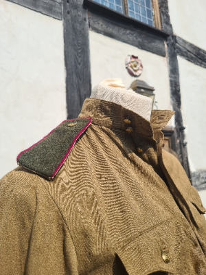 Discover our top-notch reproduction Russian M43 Gimnasterka in excellent condition. Save now with fantastic deals on military apparel. Shop today!