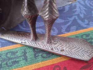 Discover the history & artistry of the 18th-19th century Hooded Punch-Dagger from South India. Dive into its specifications and order your Katar today!