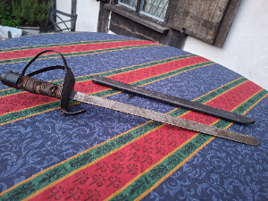 Explore our selection of unique blunt swords, including a possibly Mau Mau item. Unknown provenance. Buy now to own a piece of history!