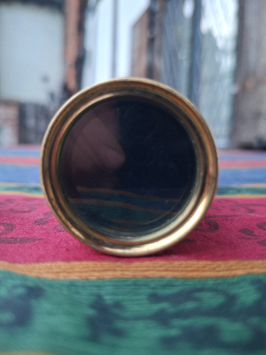 Discover our range of vintage pocket telescopes by John Davis, Edinburgh. Explore 1836-1842 models in excellent condition. Have a piece of history today!