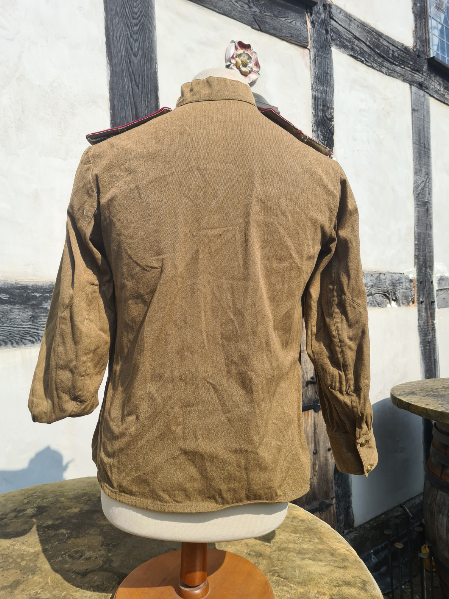 Discover our top-notch reproduction Russian M43 Gimnasterka in excellent condition. Save now with fantastic deals on military apparel. Shop today!