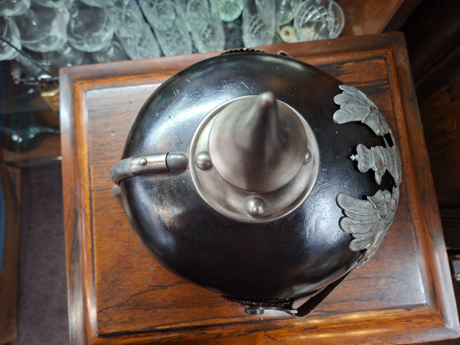 Discover our collection of historic M15 Prussian other ranks Picklehaube. Outstanding condition, completely intact. Secure yours today!