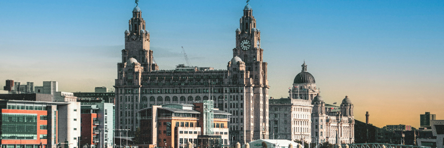 Antique dealers in Merseyside