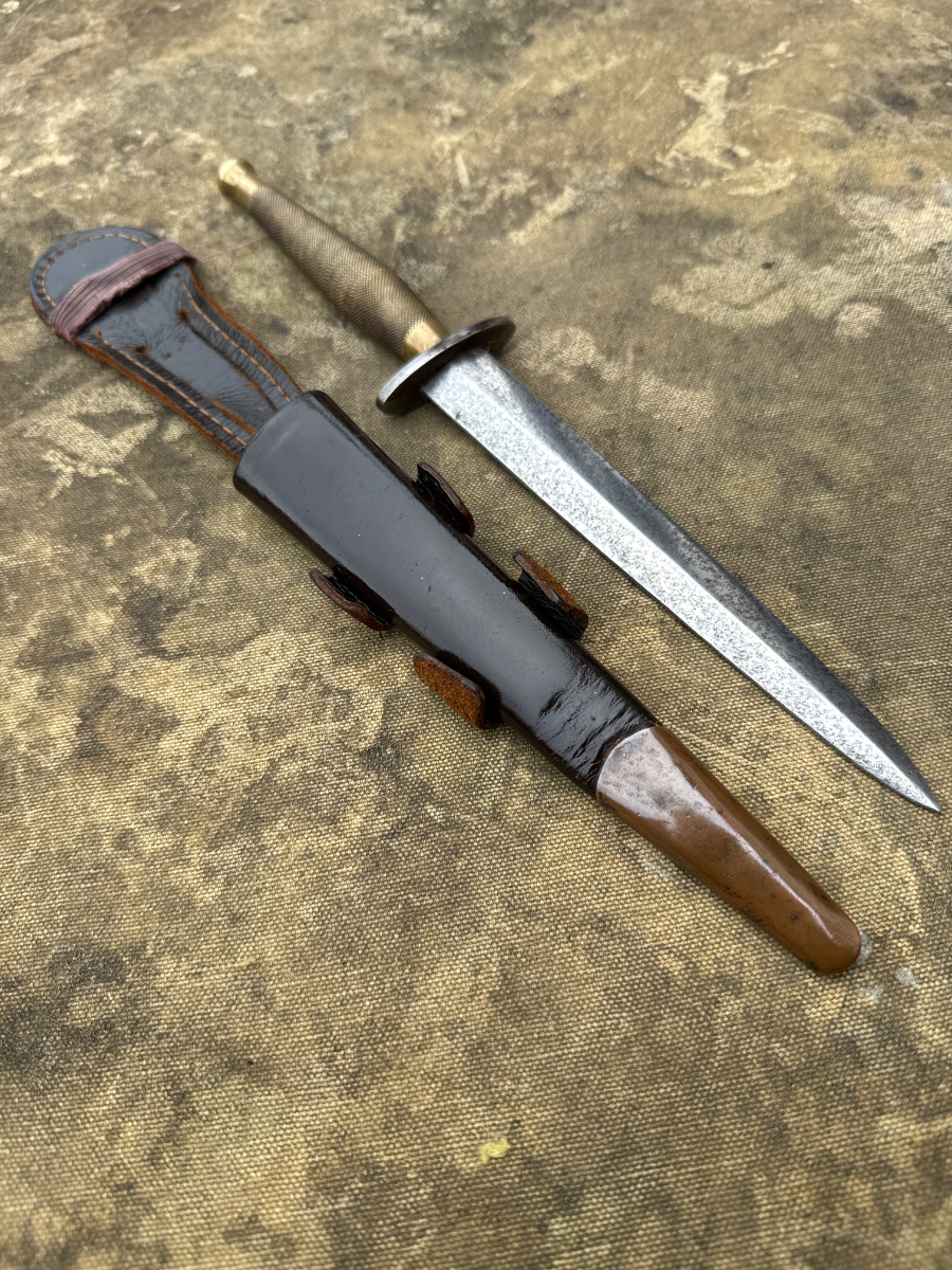 Second Pattern Type 1 Commando Knife