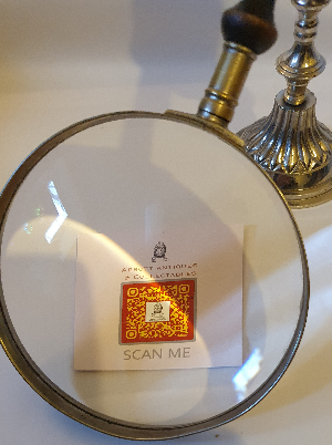 Victorian Magnifying Glass