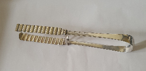 Discover our unique Georgian Chop Tongs, c.1820. Made of Britannia Metal, silver plated on copper. Add a touch of vintage elegance to your serving setup. Shop now!