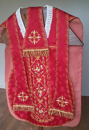 Latin Mass Set In Red