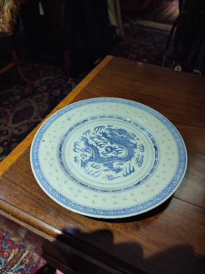 Explore our vast collection of carefully curated 20th Century Chinese plates. Adorn your space with history and elegance. Buy now for exclusive deals!