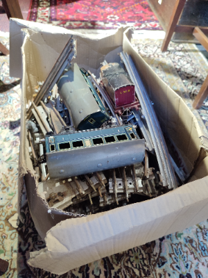 Discover our fantastic collection of 1930's 0 gauge track and carriages. Locomotive not included. Shop now to add unique vintage charm to your model railway!