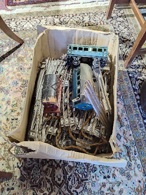 0 Guage Track And Carriages.