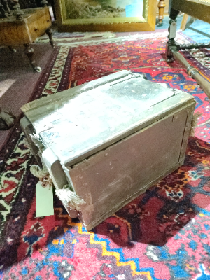 Explore our collection of vintage ammunition boxes! Circa mid 20th century, dimensions 36x24x22 cm. Buy now for history enthusiasts!