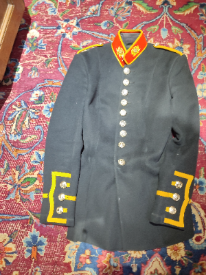 Explore our range of Royal Marines O/R's tunics. The ideal size for a small fit, even without a label. Order now for top quality & swift delivery!