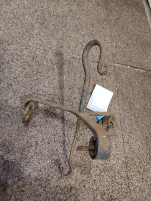 Victorian Birdhanger.