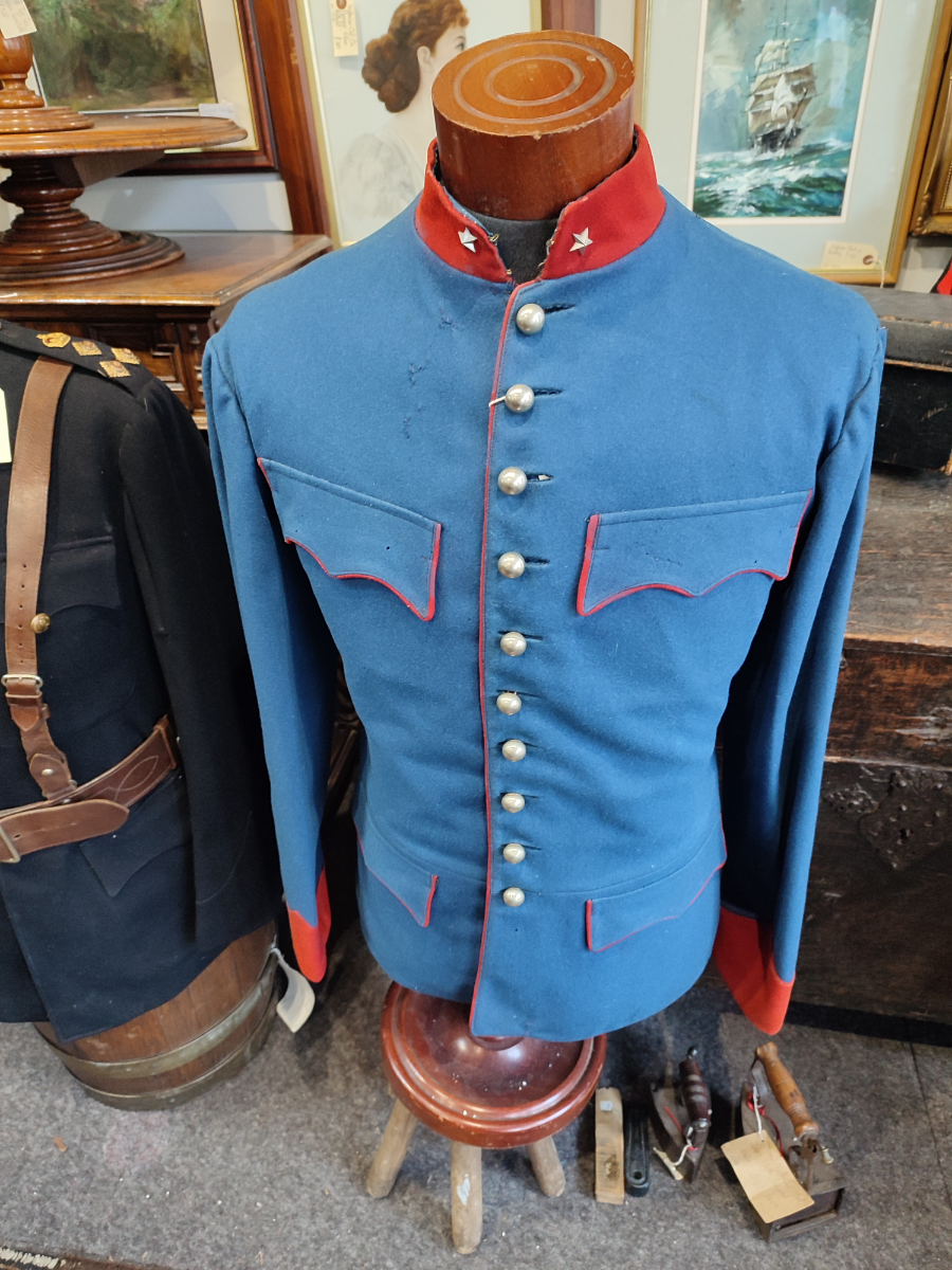 Discover the Austro Hungarian KuK junior officer dragoons undress tunic from 1913. Explore regimental depot markings, potential links to the 5th Dragoons Regiment, and more. Shop now!
