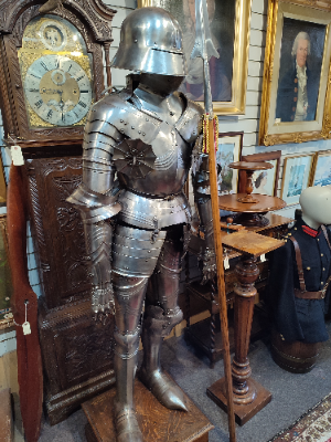 Victorian / Edwardian Gothic Plate Armour With Polearm.