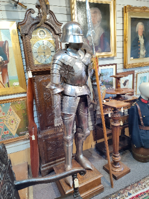 Victorian / Edwardian Gothic Plate Armour With Polearm.