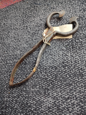 Discover our range of authentic Victorian iron sugar cutters. Crafted with quality and precision. Shop now and experience a slice of history in your kitchen!