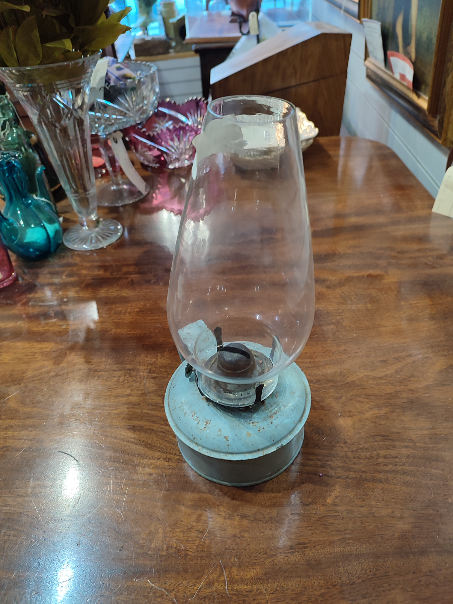 Discover our stunning collection of glass oil lamps. Explore unique designs and high-quality wicks. Brighten up your décor. Shop today for the best deals!