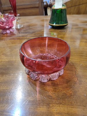 Cranberry Finger Glass Bowl.