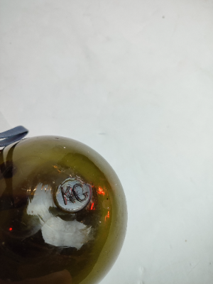 Discover our appealing Edwardian hand blown fishing floats by KC. In good condition. Shop now and add stunning history to your collection!