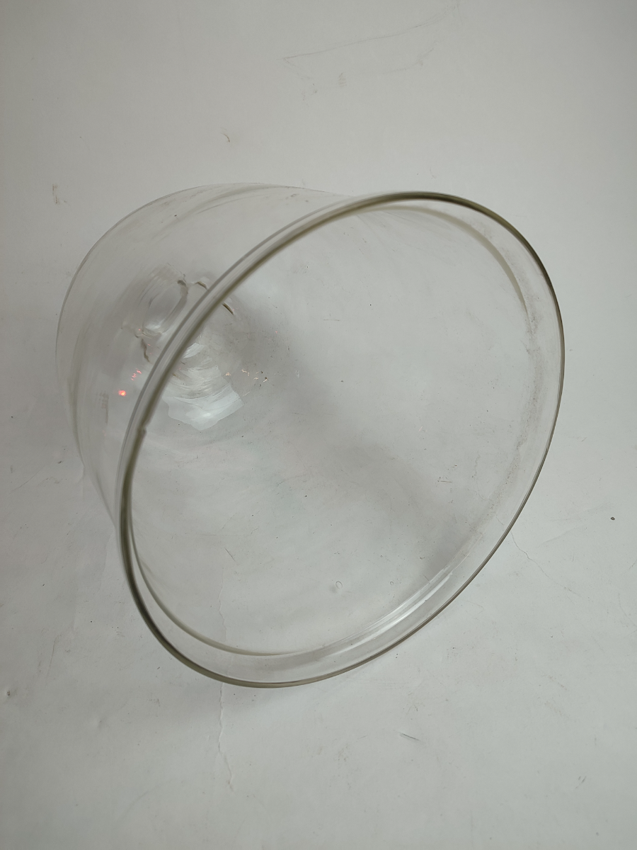 Discover our exquisite Georgian/Victorian glass domed food covers. Perfect for any occasion, it stands 28cm high and 22cm wide. Shop now and add elegance to your dining!