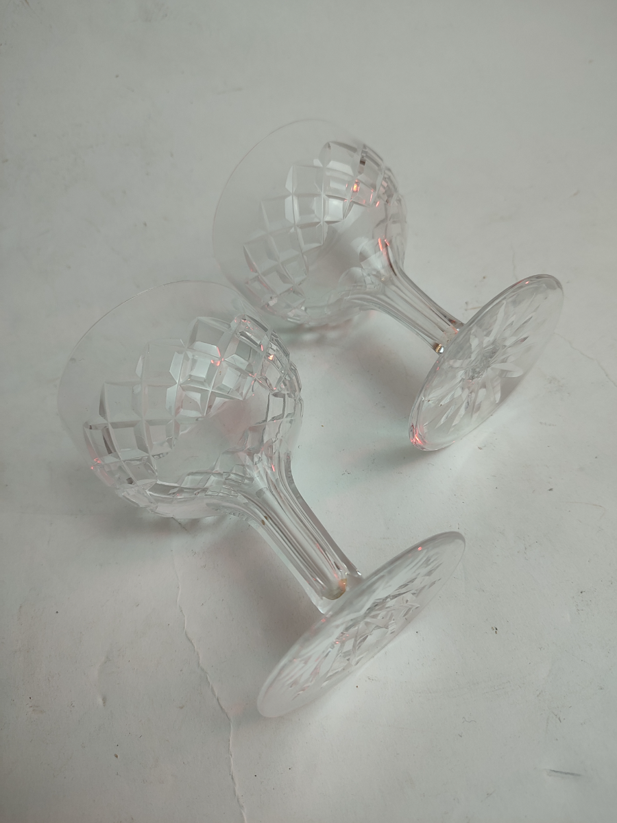 Explore our range of stunning 20th-century champagne glasses. Perfect for any celebration, these unique designs enhance your toast. Shop now for amazing deals!