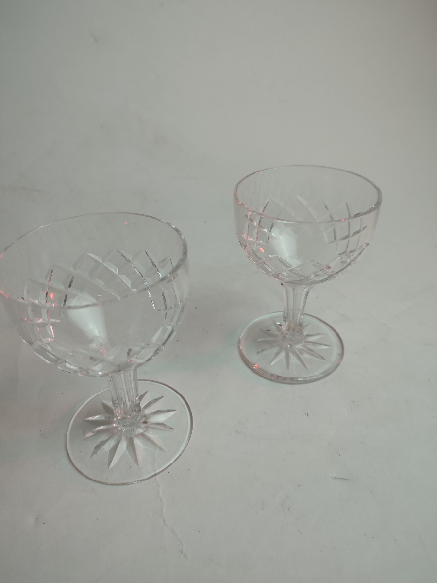 Explore our range of stunning 20th-century champagne glasses. Perfect for any celebration, these unique designs enhance your toast. Shop now for amazing deals!