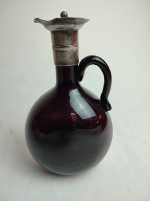 Explore our rare Georgian claret flask in stunning dark amethyst. Circa 1830-1840, measures 20cm. Shop now and own a piece of history!