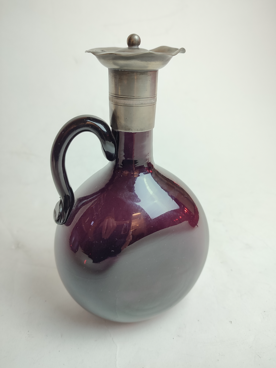 Explore our rare Georgian claret flask in stunning dark amethyst. Circa 1830-1840, measures 20cm. Shop now and own a piece of history!