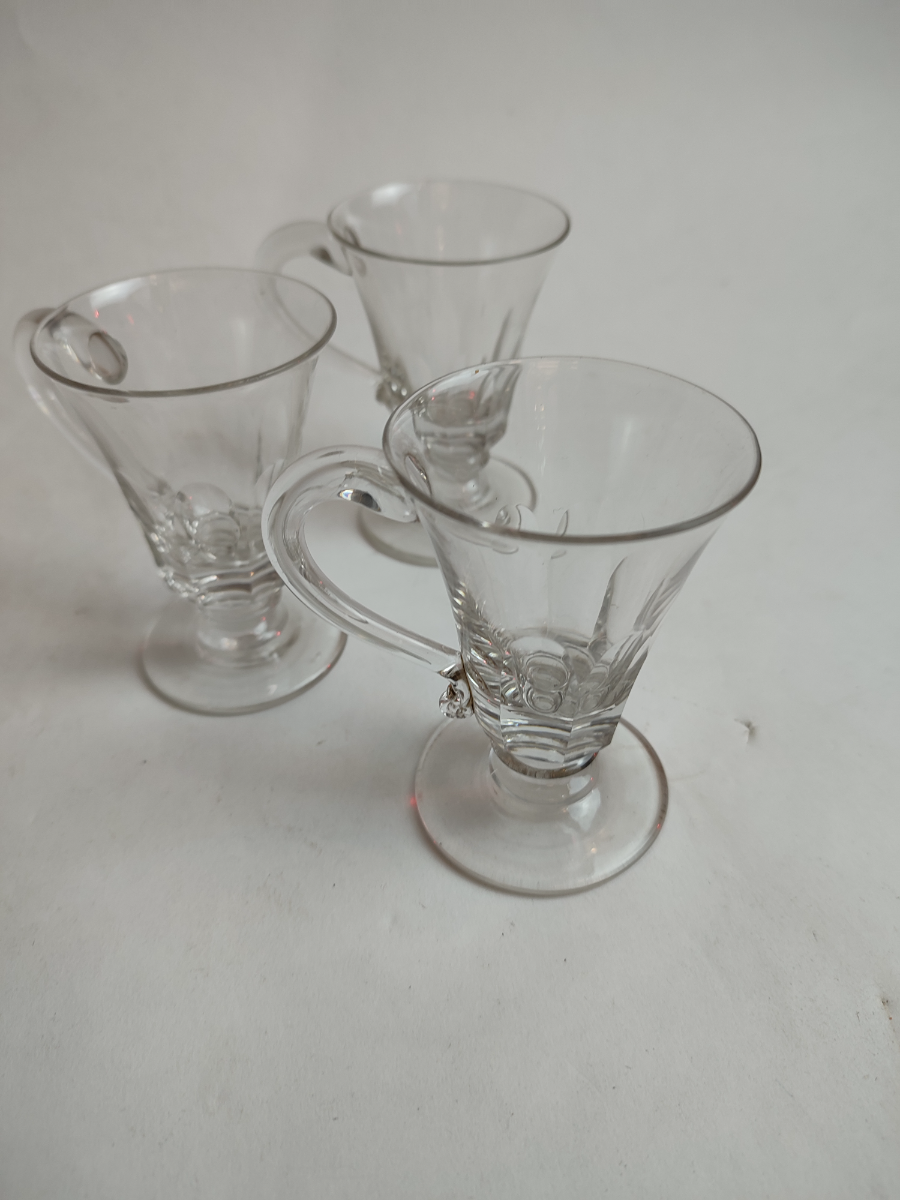 Discover our collection of pristine Victorian jelly glasses. Standing at 9cm, they're perfect for your home. Shop now and add a touch of vintage elegance today!