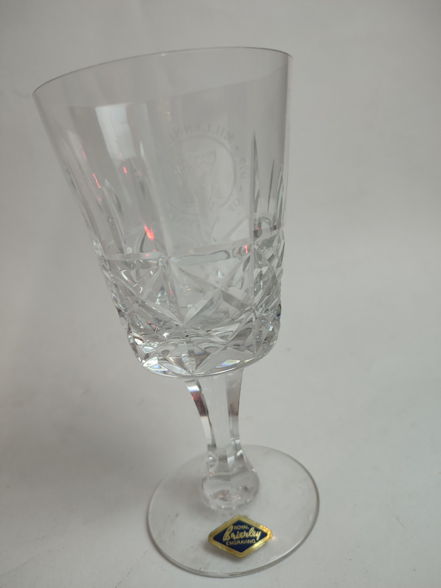 Discover our elegant Royal Brierley Millennium glass, in perfect condition and height of 8cm. Shop now for this unique piece of artistry.