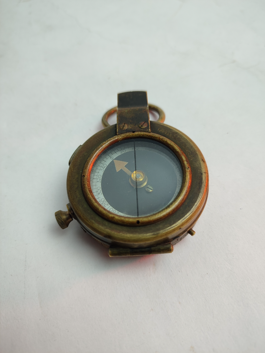 Explore our collection of authentic WW1 officers compasses. Find this perfectly preserved 1917 piece, marked 80659, with a 1918 G&R Brinsley case. Shop now!