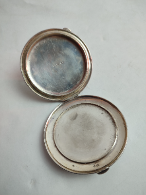1933 Dated London Powder Compact.