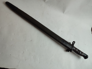 Discover a rich piece of history with our American pattern 1913 bayonet, dated September 1917. In good condition. Shop now for a step back in time!