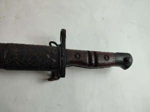 Discover a rich piece of history with our American pattern 1913 bayonet, dated September 1917. In good condition. Shop now for a step back in time!