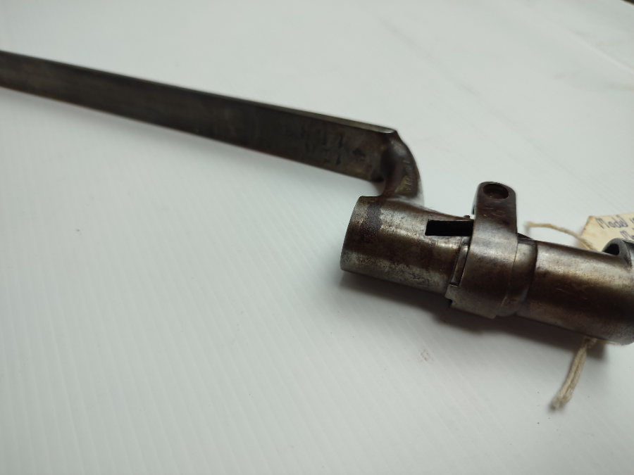 Discover the Podewils Rifle Model 1858/67, complete with regimental blade markings. Despite missing ring bolt, it's in good condition. Shop now!