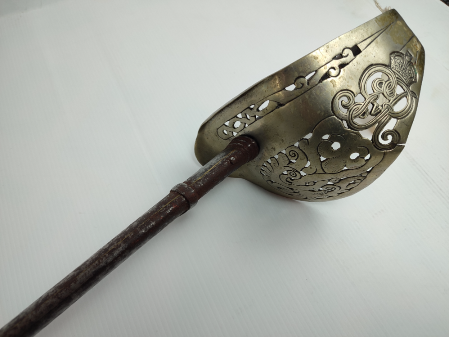 George V infantry officers sword with Steel Scabbard.