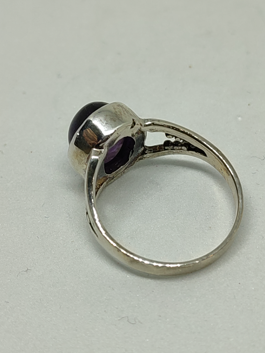 Silver Amethyst Ring