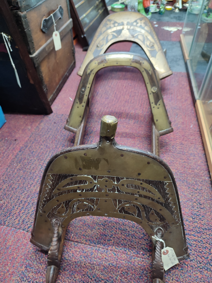 Explore our 19th century camel saddle range, similar to those used by Napoleon's Regiment Des Dromedaires. Discover rich history in every piece. Shop now!