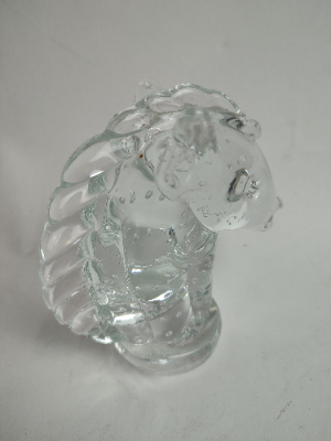 Explore our collection of meticulously crafted horse head glass paperweights. Perfect for your desk decor. Don't wait, buy now & add elegance to your workspace!