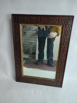 Discover our stunning range of mahogany framed mirrors. Luxurious designs that enhance any space. Browse now for the unique specifications to suit your style. Get yours today!