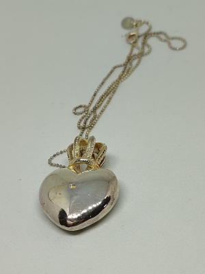 925 Silver Chain and Heart Pendant.