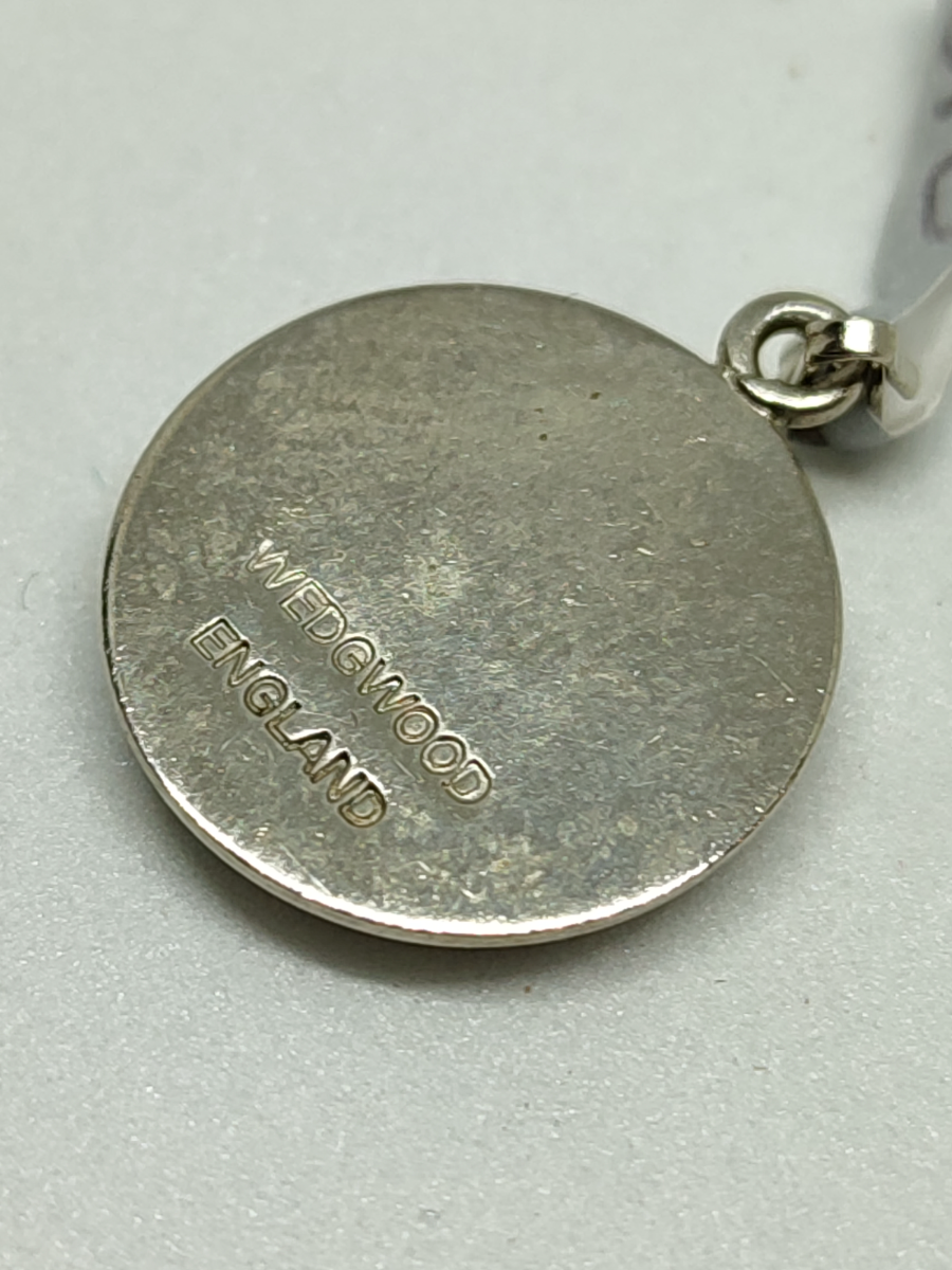 Wedgewood Silver Pendant