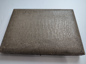 Cased Set of Silver Plated Lobster Knives.