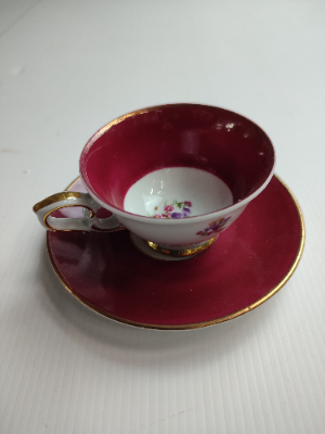 Explore our unique collection of miniature Bavarian cups and saucers. Perfect 12cm wide saucers. Buy now for your collection or as a gift!