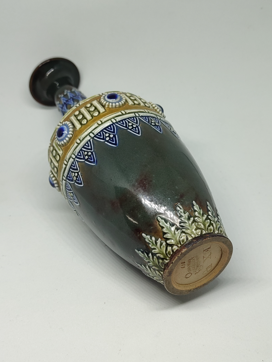 Explore our collection of Royal Doulton Lambethware! Stunning pieces from 1891-1956. Dive into history, appreciate intricate designs by artist Laura Gooderham. Shop now!