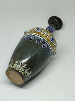 Explore our collection of Royal Doulton Lambethware! Stunning pieces from 1891-1956. Dive into history, appreciate intricate designs by artist Laura Gooderham. Shop now!